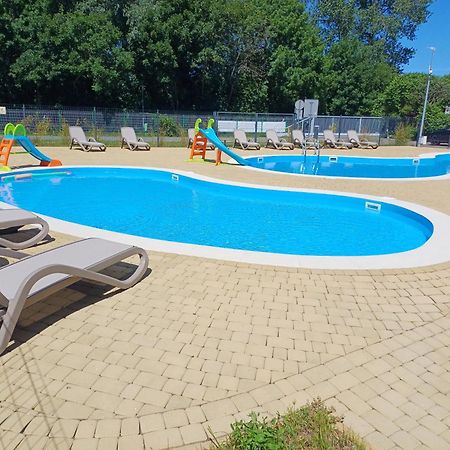 Horyzont Apartamenty- 50M Od Morza!!!Apartamenty Prywatne W Family Dominikana- Self Check In Sianożęty Exterior foto